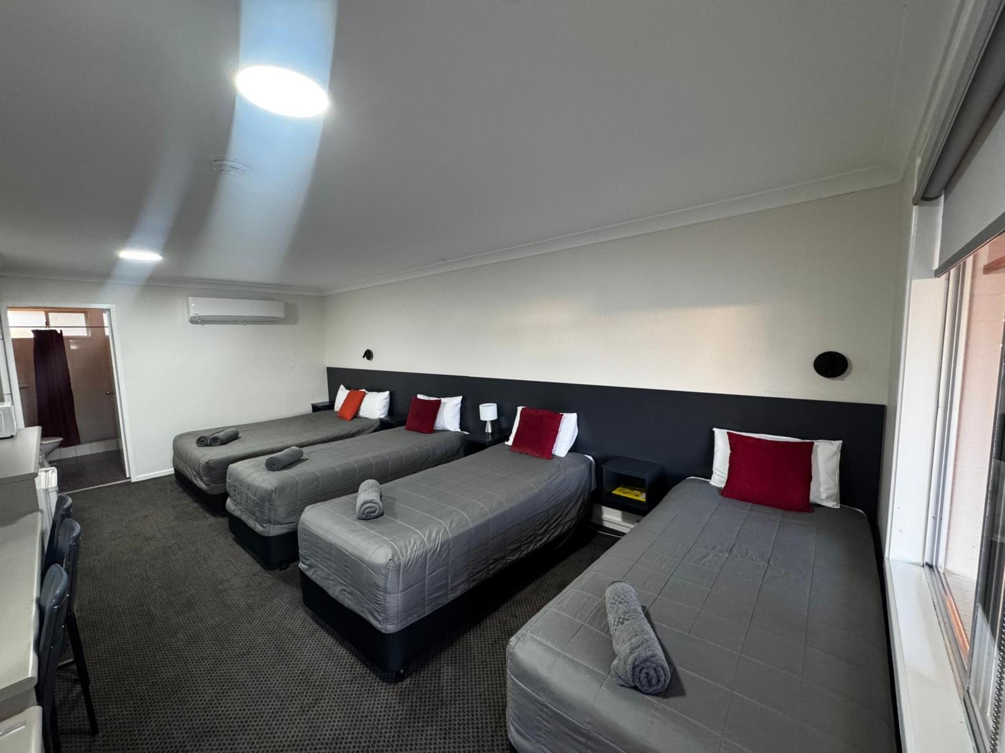 Uralla Altona Motel المظهر الخارجي الصورة